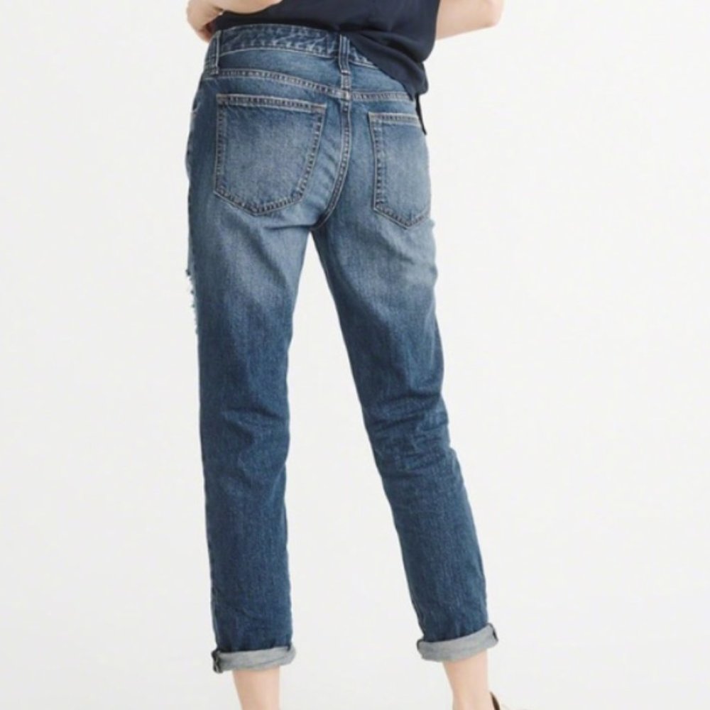 Abercrombie Ames Boyfriend Distressed Relaxed Medium Wash Jean Size Size 27 - Picture 2 of 9
